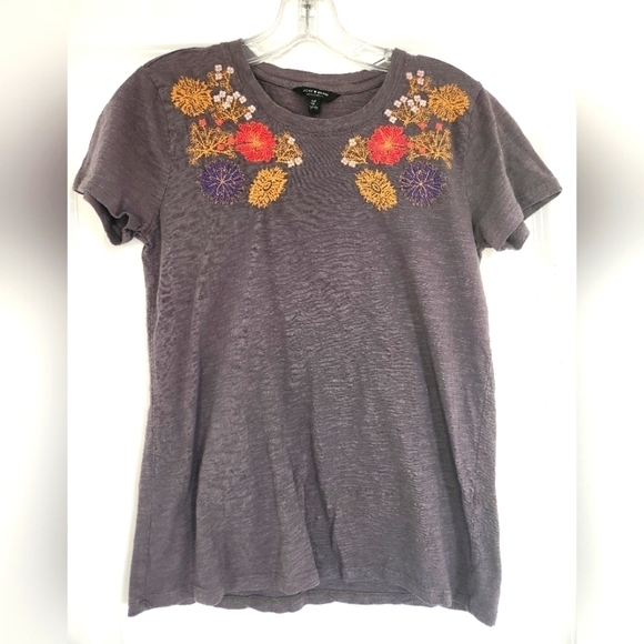 Lucky Brand gray short sleeve T-shirt with floral embroidery size Small - Picture 1 of 5